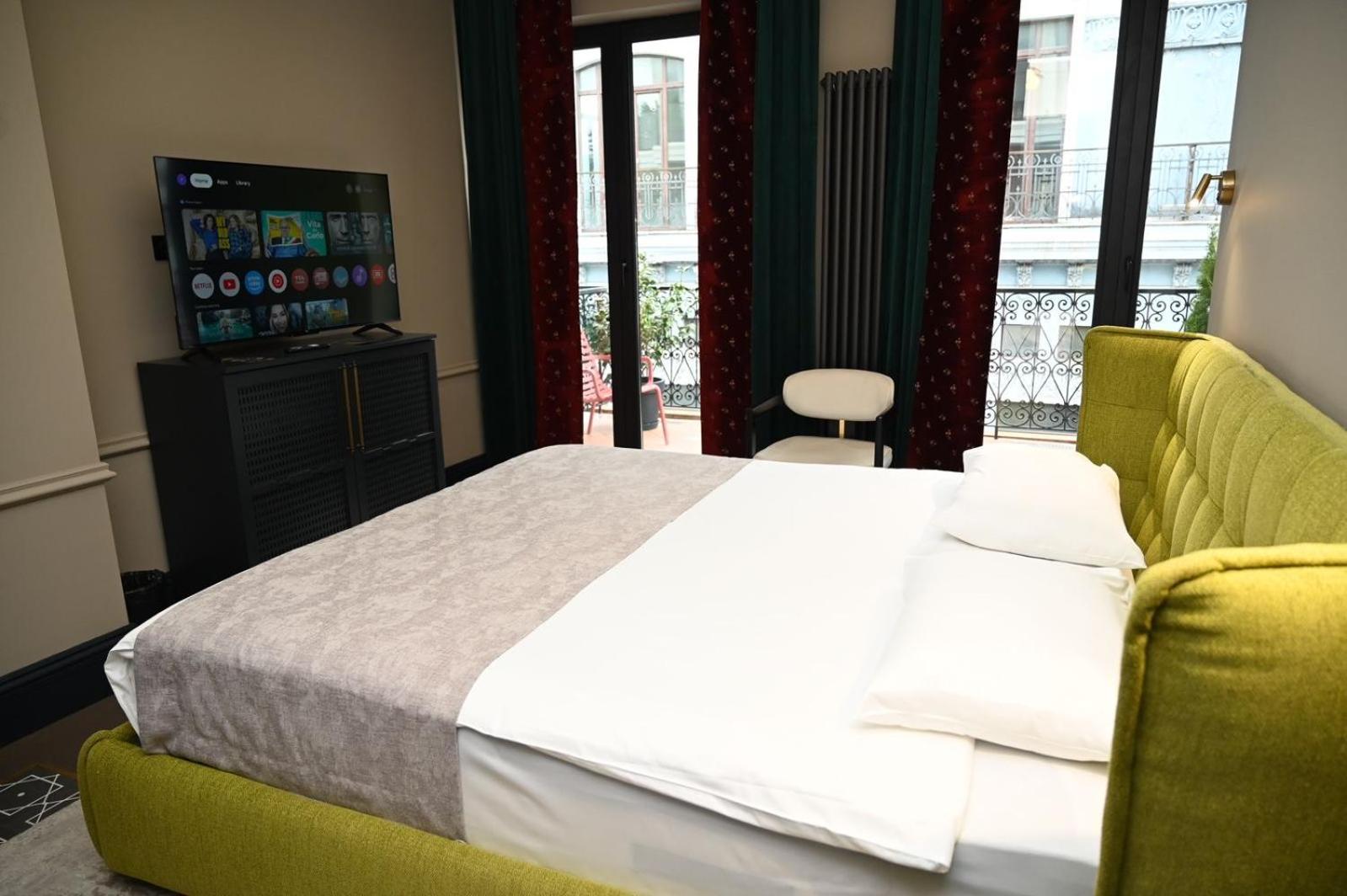 Hotel Retro Μπατούμι Εξωτερικό φωτογραφία